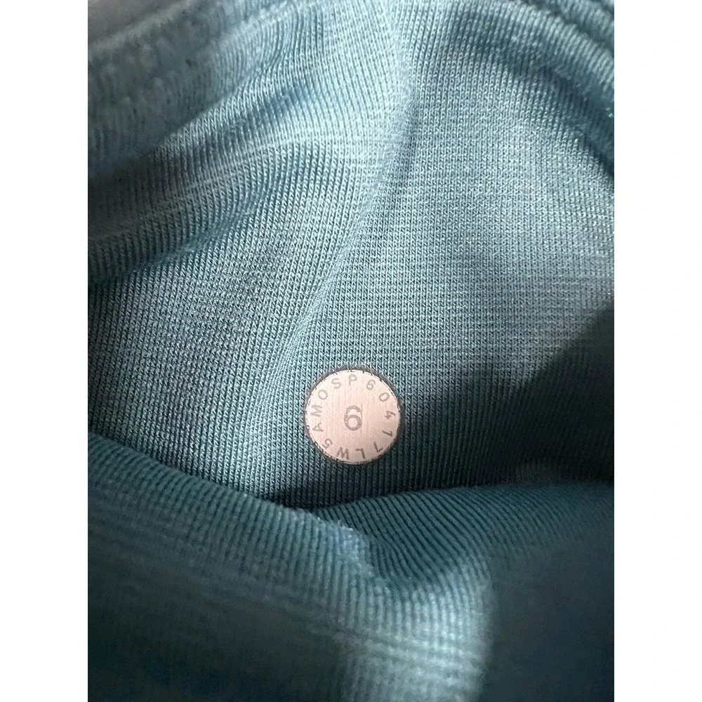 Lululemon Train Times 7/8 Pant High Rise Mesh Teal Leggings Size 6 Athletic Yoga